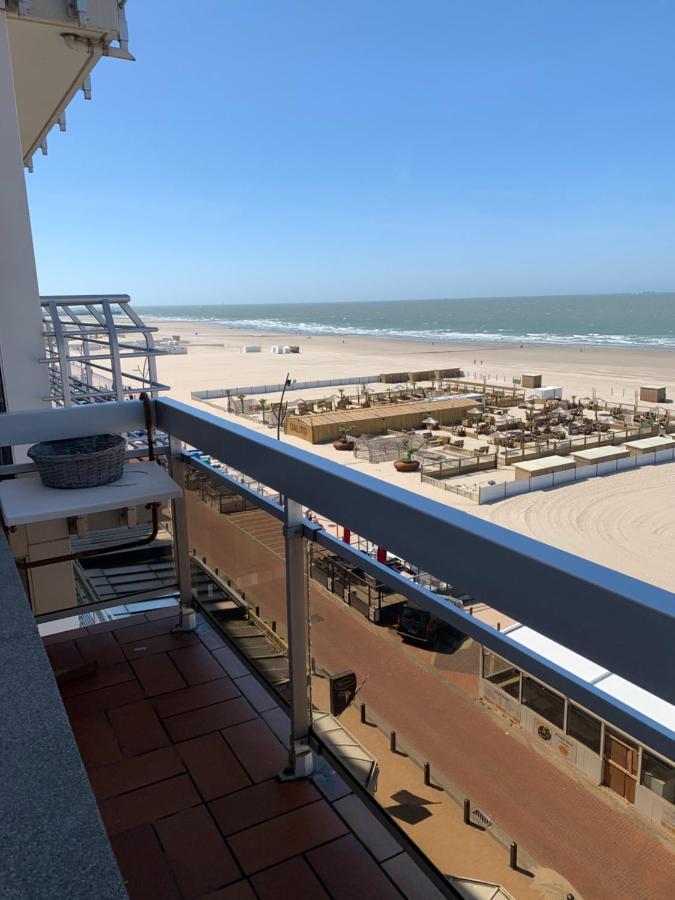 Appartement Met Zeezicht Blankenberge Bagian luar foto